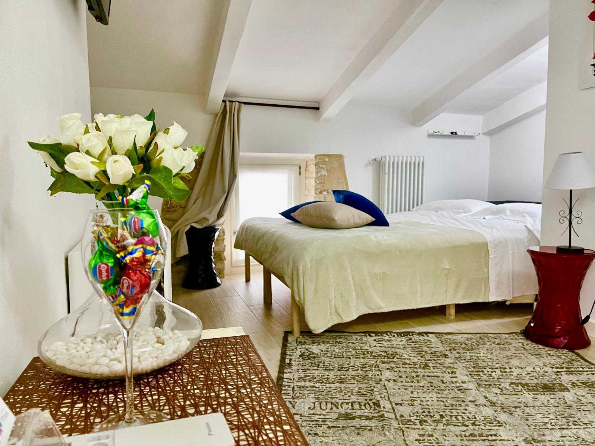 Dimora Di Charme Rooms & Apartments Peschiera del Garda Eksteriør billede